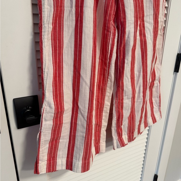 NWT Old Navy Red and White Striped Pants. Size L. - Picture 3 of 4